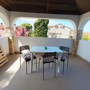 Casa Nostra Appartamento Funtana